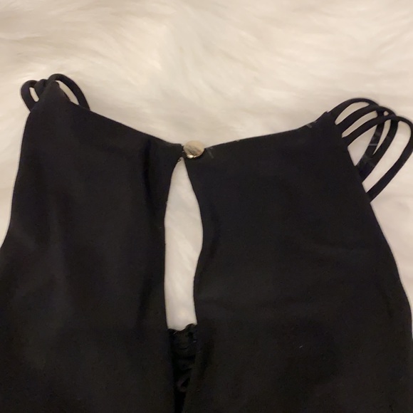 COPY - WHBM sleeveless blouse - Picture 4 of 4